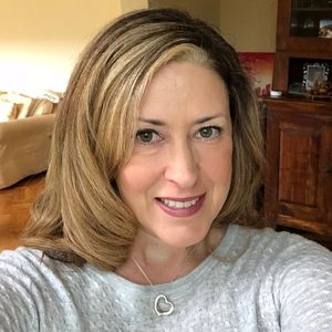 Meet your Posher, Melanie